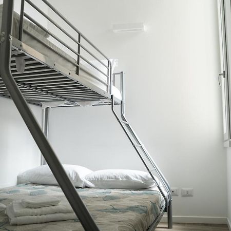Apartament Piazza XX Settembre - Feel The Centre Lecco Zewnętrze zdjęcie