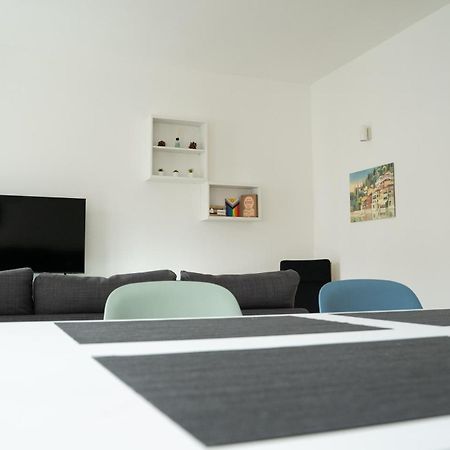 Apartament Piazza XX Settembre - Feel The Centre Lecco Zewnętrze zdjęcie