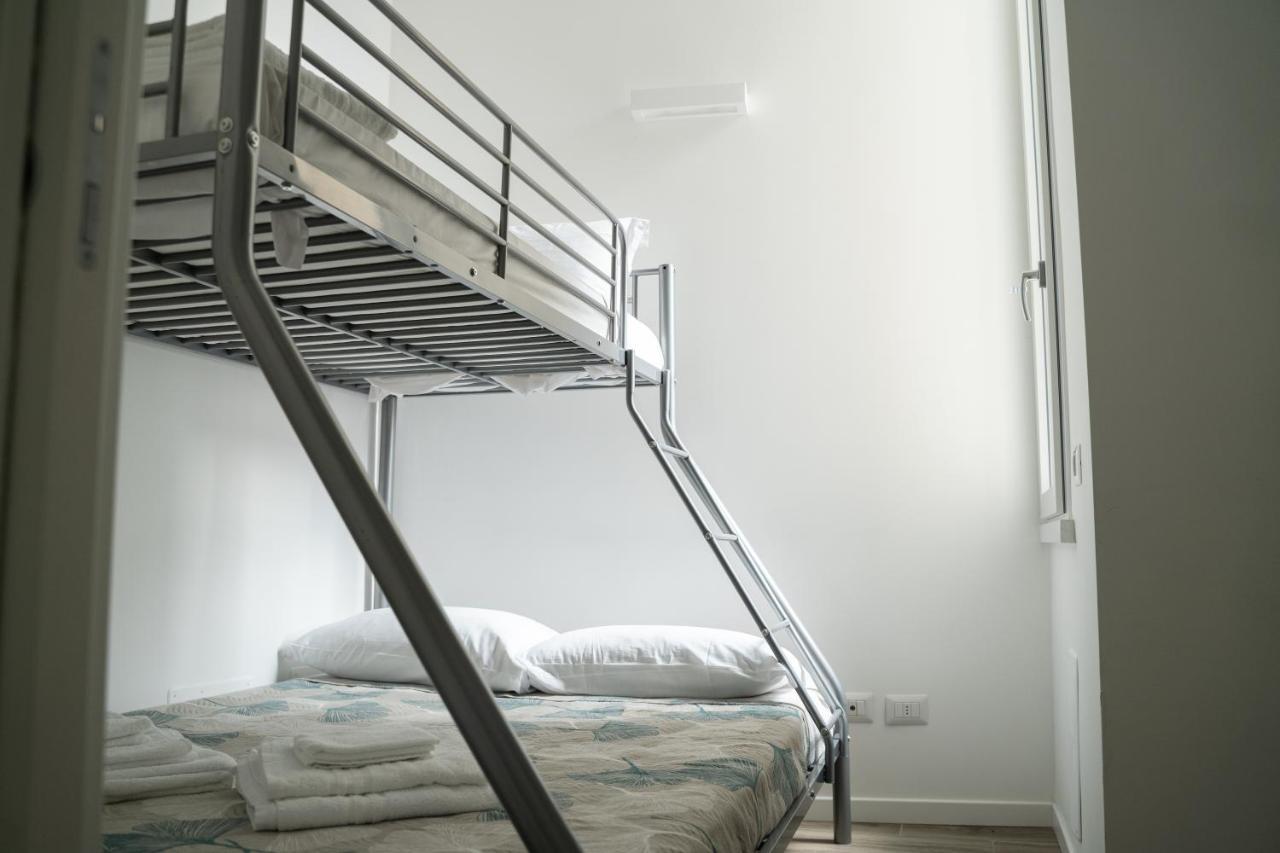 Apartament Piazza XX Settembre - Feel The Centre Lecco Zewnętrze zdjęcie